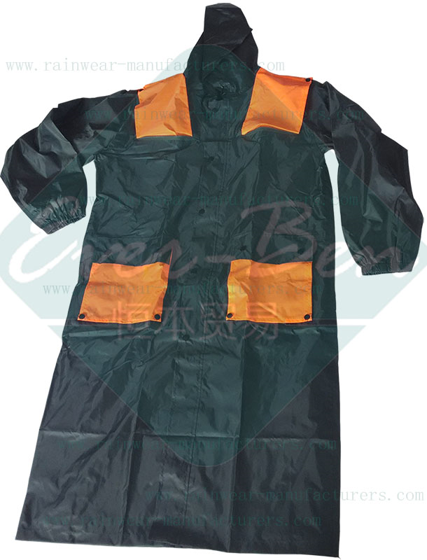 China Polyester rainwears polyester rainsuit.jpg